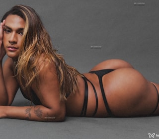Acompanhante Sara Leao