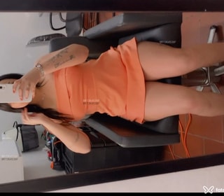 Acompanhante Belly