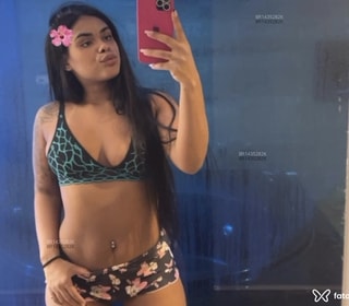 Acompanhante Paola