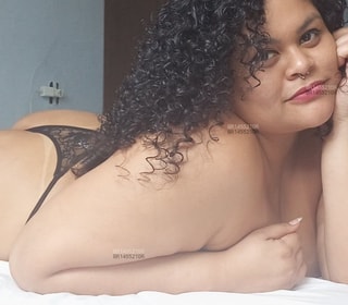 Acompanhante Violeta