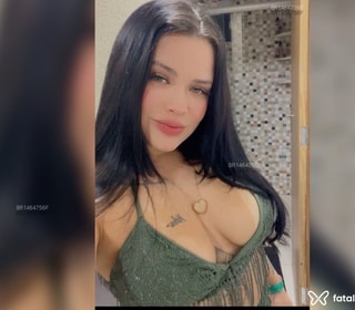 Acompanhante Ana Júlia