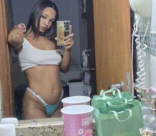 Acompanhante Louise Queiroz