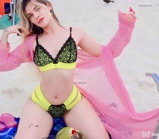 Acompanhante Laura Alves