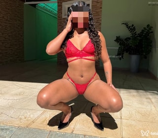 Acompanhante Evelyn Diniz