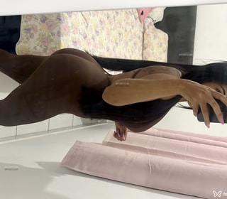Acompanhante Melina