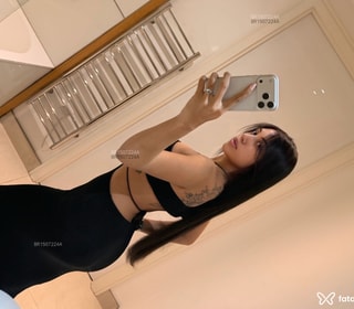 Acompanhante Melina