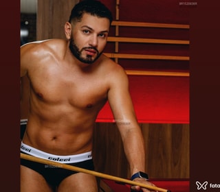 Acompanhante Alef Costa