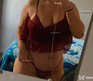 Acompanhante Ana Clara