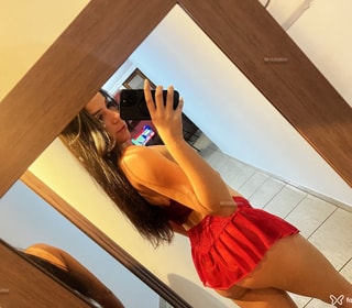 Acompanhante Ana