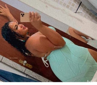 Acompanhante Brenda