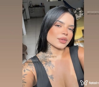 Acompanhante Aline