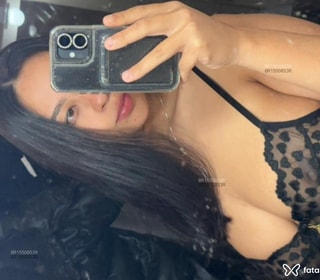 Acompanhante Yasmin