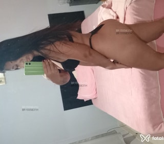 Acompanhante Mirela