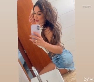 Acompanhante Iza Fernandes