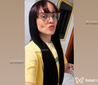 Acompanhante Mirella Louback