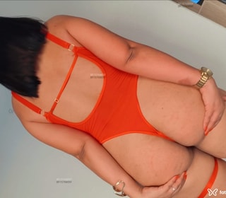 Acompanhante Angela Teles