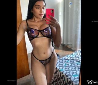 Acompanhante Jade Ferrari