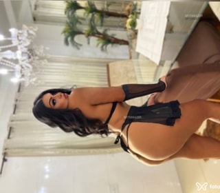 Acompanhante Camila Motosserra