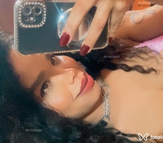 Acompanhante Claudia Gonçalves