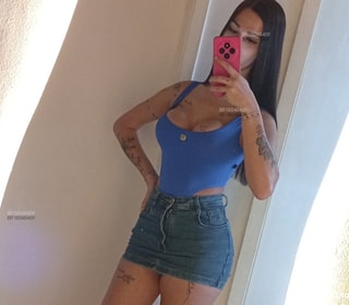 Acompanhante Morena