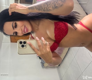 Acompanhante Valentina