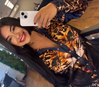 Acompanhante Camila