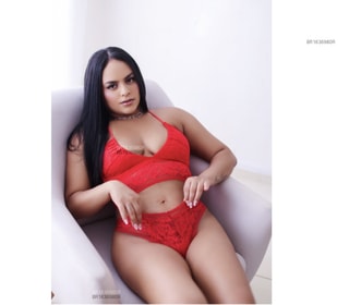 Acompanhante Anne Souza