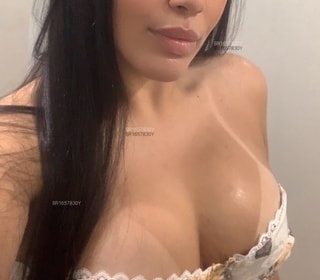 Acompanhante Raquel Müller