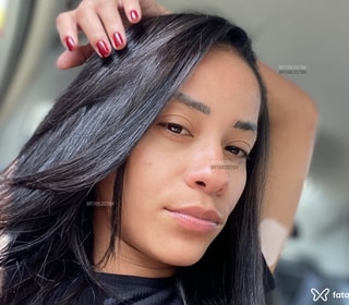 Acompanhante Adrianna