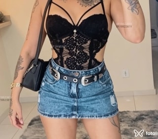 Acompanhante Carla