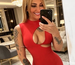 Acompanhante Carla