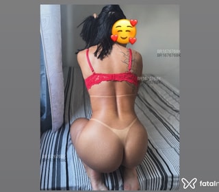 Acompanhante Mirella