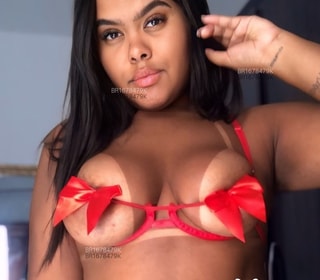 Acompanhante Júlia Silva