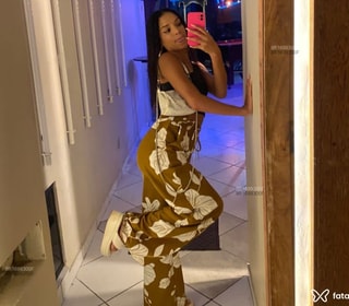 Acompanhante Melina