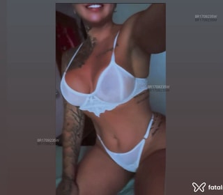 Acompanhante Amanda