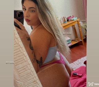 Acompanhante Caroline