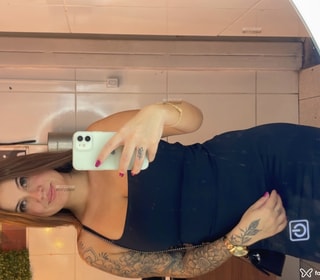 Acompanhante Lívia Dias