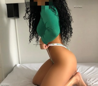 Acompanhante Aline Ferrari