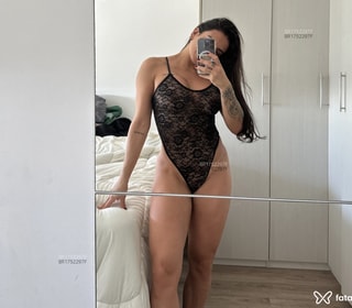 Acompanhante Babi Brito