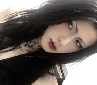 Acompanhante Yuki Sazaiaki
