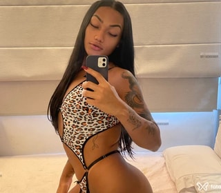 Acompanhante Jade Gomes