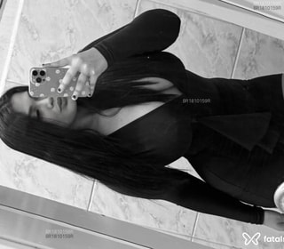 Acompanhante Emily Ferreira