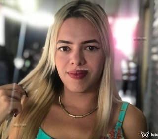 Acompanhante Larissa