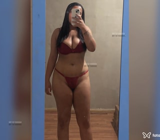 Acompanhante Camila