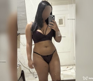 Acompanhante Camila