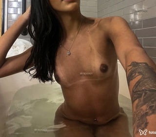 Acompanhante Kauani