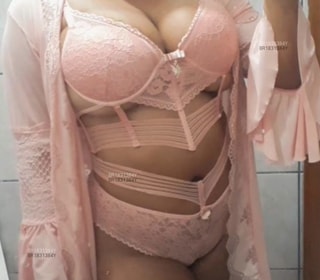Acompanhante Laura Souza
