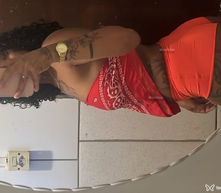 Acompanhante Raquel