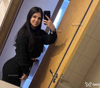 Acompanhante Júlia
