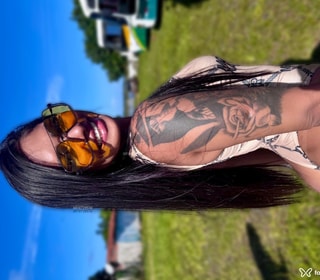 Acompanhante Muzikarla Santos